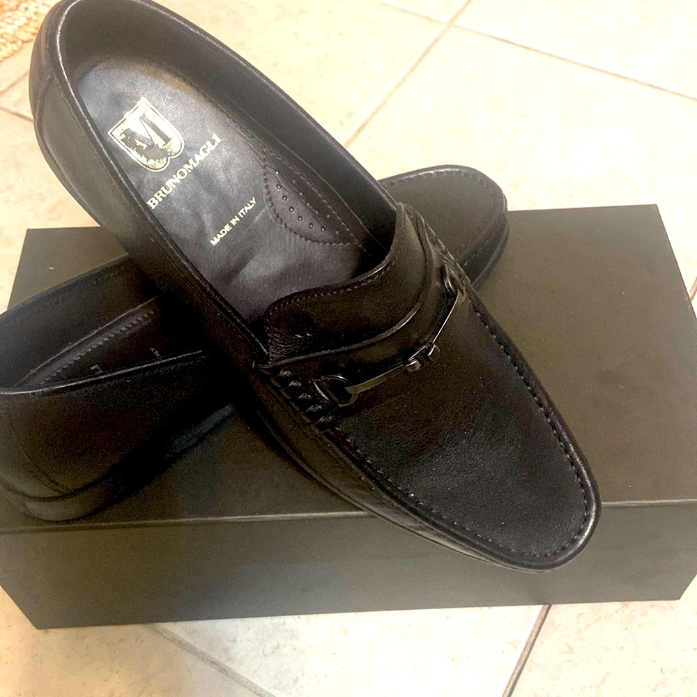 Bruno Magli Mens loafers